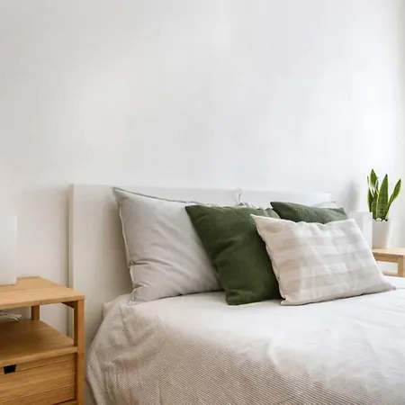 Tommy's Flat Apartman