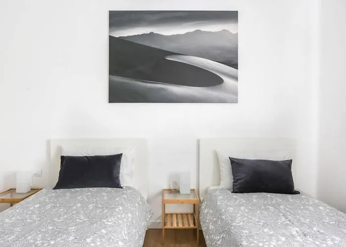 Tommy's Flat מסטרה